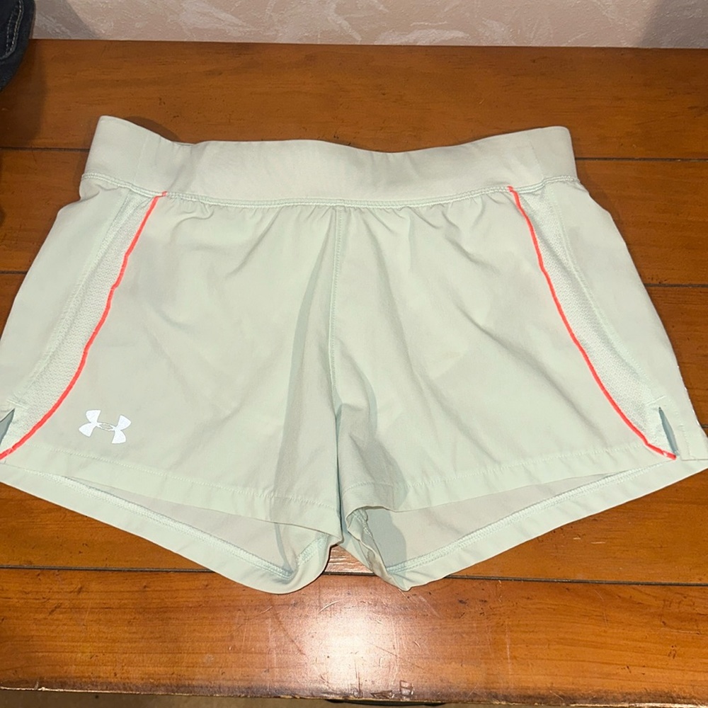 Under Armour Womens Seagrass Blue Qualifier Speedpocket Shorts